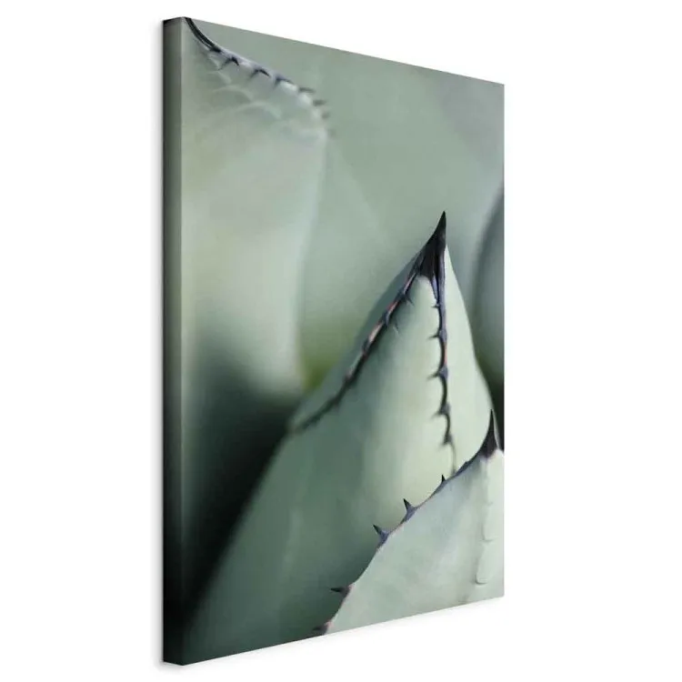 Green Spikes (1 Part) Vertical