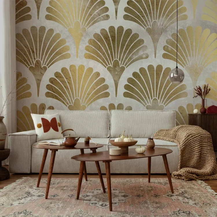 Abstraktion - goldene Fächer-Motive im Art-Deco-Stil auf Weiß